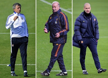 Cơ hội chia đều cho Xavi, Iniesta và Messi - 2