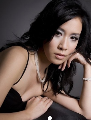 Xa Thi Mạn muốn phát triển sự nghiệp tại Trung Quốc - 2 Xa Thi Mạn muốn phát triển sự nghiệp tại Trung Quốc - 2