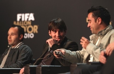Xavi và Iniesta tâm phục khẩu phục Messi - 1 Xavi và Iniesta tâm phục khẩu phục Messi - 1