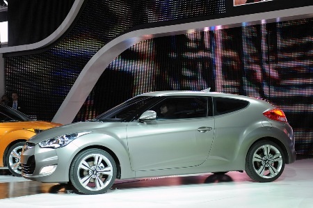 Veloster - Xe nhỏ mang tham vọng lớn của Hyundai - 14