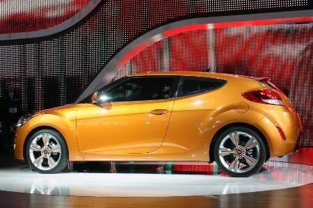 Veloster - Xe nhỏ mang tham vọng lớn của Hyundai - 3