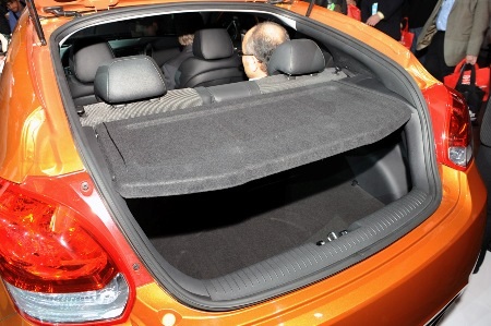 Veloster - Xe nhỏ mang tham vọng lớn của Hyundai - 6