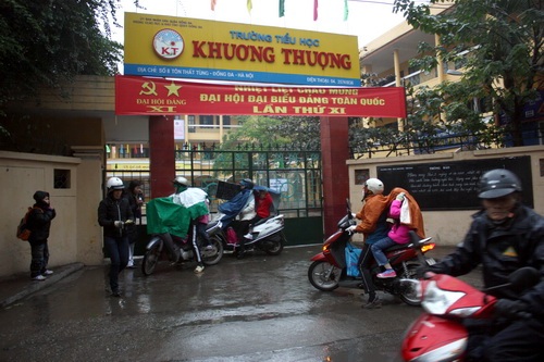 Chuyện đi học ngày giá rét của học sinh thủ đô - 1