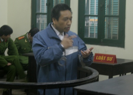 “Siêu doanh nhân” làm giả giấy tờ dự án, lừa tiền tỷ - 1