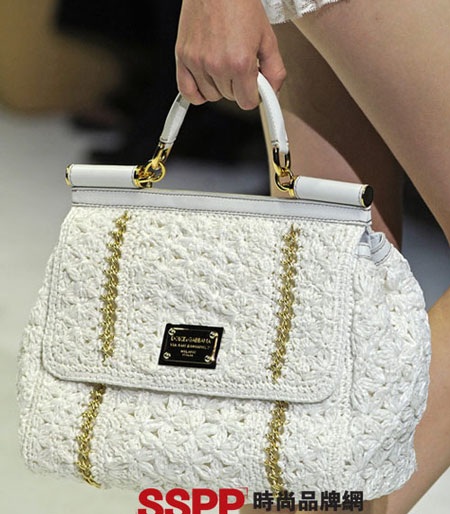 Dolce&Gabbana “tung” mẫu túi mới nhất 2011 - 1 Dolce&Gabbana “tung” mẫu túi mới nhất 2011 - 1