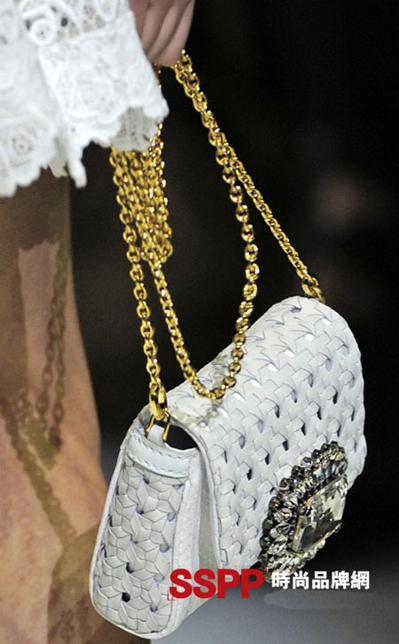 Dolce&Gabbana “tung” mẫu túi mới nhất 2011 - 5 Dolce&Gabbana “tung” mẫu túi mới nhất 2011 - 5