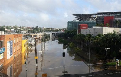 Lũ tấn công thành phố lớn thứ 3 của Australia - 1