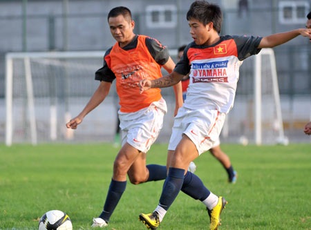 Đơn phương đòi ra đi, Danh Ngọc có thể lĩnh án “treo giò” - 1 Đơn phương đòi ra đi, Danh Ngọc có thể lĩnh án “treo giò” - 1