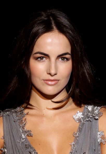 Camilla Belle làm vơ đét trong show diễn của Alberta Ferretti - 3 Camilla Belle làm vơ đét trong show diễn của Alberta Ferretti - 3