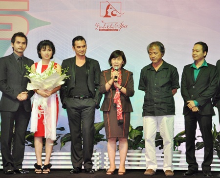 Việt Trinh đưa chuyện đời thật lên phim - 2