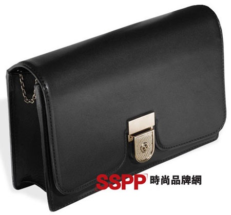 Làm dáng với BST túi của Victoria Beckham và Bottega Veneta - 12