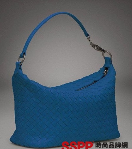 Làm dáng với BST túi của Victoria Beckham và Bottega Veneta - 25