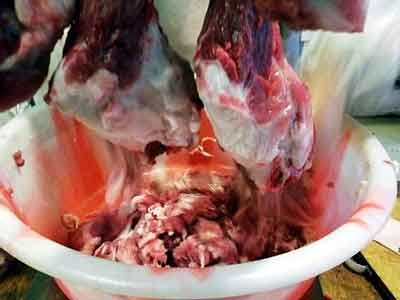 Cận cảnh công nghệ chế biến lạp xường, xúc xích - 2 Cận cảnh công nghệ chế biến lạp xường, xúc xích - 2