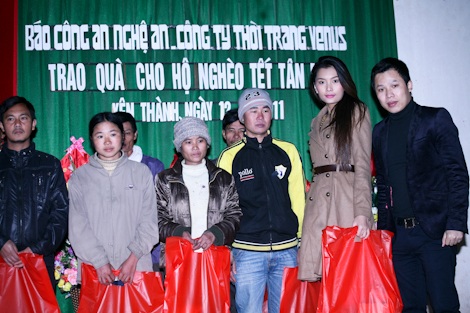 Lan Hương, Ngọc Thạch tươi tắn trong giá buốt - 9 Lan Hương, Ngọc Thạch tươi tắn trong giá buốt - 9