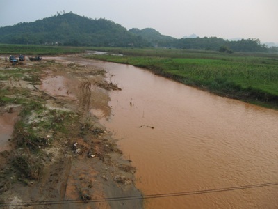 Giật mình ở "bãi chiến trường'' khai thác quặng thiếc - 10