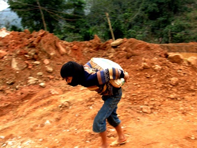 Giật mình ở "bãi chiến trường'' khai thác quặng thiếc - 4