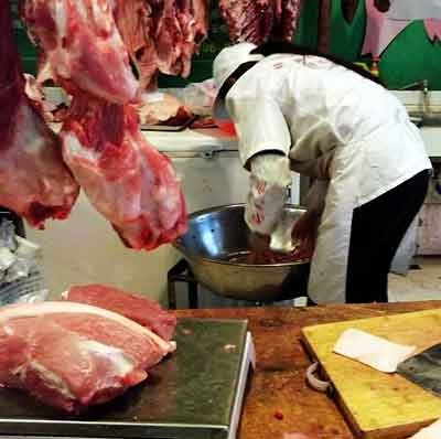 Cận cảnh công nghệ chế biến lạp xường, xúc xích - 7 Cận cảnh công nghệ chế biến lạp xường, xúc xích - 7