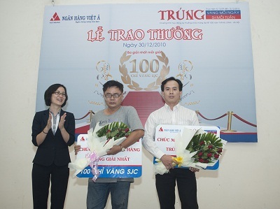 Rước “Lộc Xuân” cùng Việt Á tưng bừng quà Tết - 1 Rước “Lộc Xuân” cùng Việt Á tưng bừng quà Tết - 1