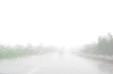 Thời tiết khắc nghiệt, nhiều tuyến đường hoá “bẫy chết người” - 1 Thời tiết khắc nghiệt, nhiều tuyến đường hoá “bẫy chết người” - 1