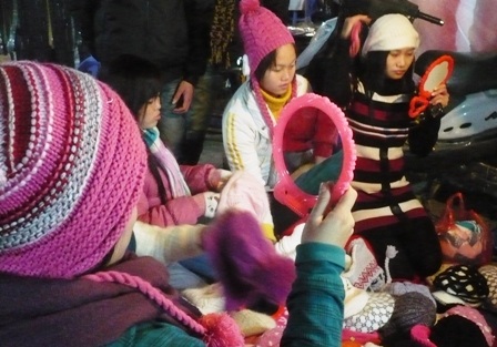 Bi hài chuyện sinh viên chống rét  - 3