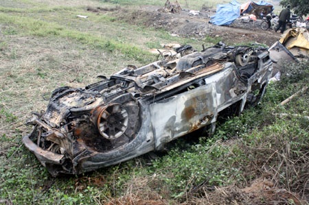 Lửa ngùn ngụt thiêu xưởng in, hàng chục tỷ đồng ra tro - 2