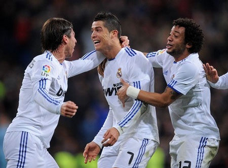 Vòng 19 La Liga: Barca, Real thống trị tuyệt đối - 2