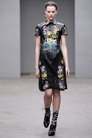 BST đông 2010 Christopher Kane - 7