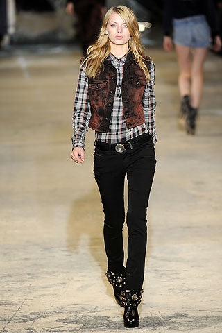 BST cá tính của Diesel Black Gold - 12