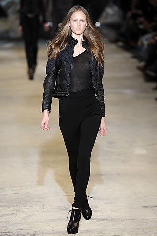 BST cá tính của Diesel Black Gold - 16