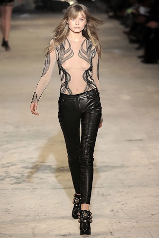 BST cá tính của Diesel Black Gold - 1