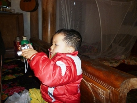 Cậu bé 3 tuổi biết đếm, đọc thành thạo - 3