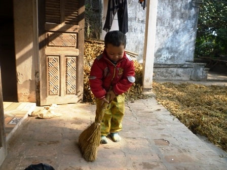 Cậu bé 3 tuổi biết đếm, đọc thành thạo - 5