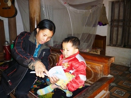 Cậu bé 3 tuổi biết đếm, đọc thành thạo - 1