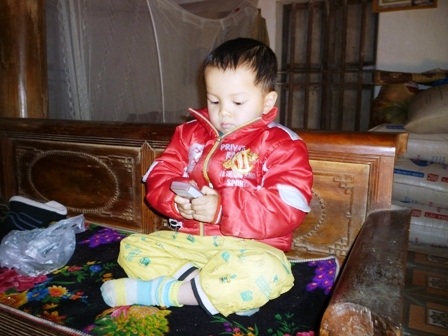 Cậu bé 3 tuổi biết đếm, đọc thành thạo - 4