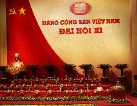 Sáng nay, ra mắt Bộ Chính trị, Tổng Bí thư khóa XI - 1 Sáng nay, ra mắt Bộ Chính trị, Tổng Bí thư khóa XI - 1