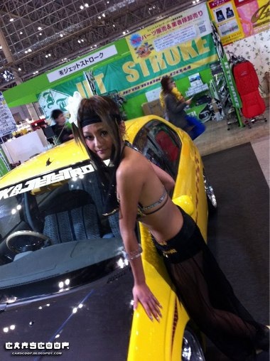 Nhan sắc trên sàn triển lãm xe độ Tokyo - 3