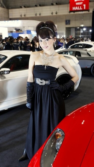 Nhan sắc trên sàn triển lãm xe độ Tokyo - 9