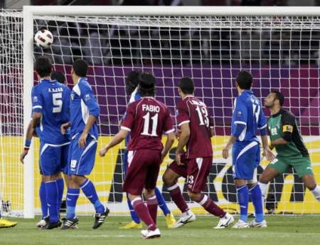 Chủ nhà Qatar vào Tứ kết, Trung Quốc về nước - 2