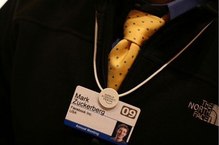 CEO Facebook là “người đàn ông mặc xấu nhất” - 3