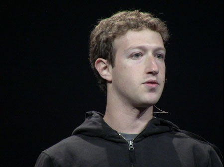 CEO Facebook là “người đàn ông mặc xấu nhất” - 7