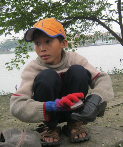 Những đứa trẻ mưu sinh trong giá lạnh - 1