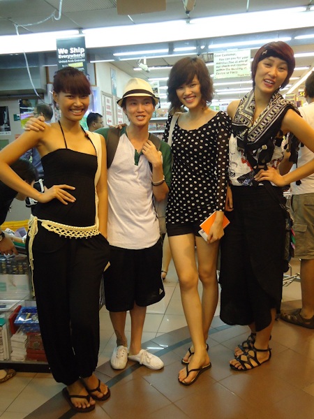 Vietnam’s Next Top Model: Du học trời Sing - 5 Vietnam’s Next Top Model: Du học trời Sing - 5