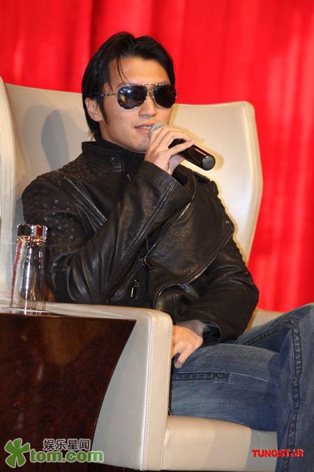 Phạm Băng Băng quý phái với áo choàng lông - 12 Phạm Băng Băng quý phái với áo choàng lông - 12