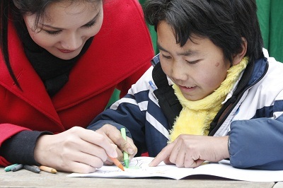 Hương Giang “ăn Tết” tình nguyện trong giá lạnh 2 độ C - 5