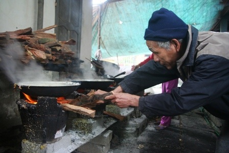 Nỗi buồn làng mứt gừng truyền thống - 2 Nỗi buồn làng mứt gừng truyền thống - 2