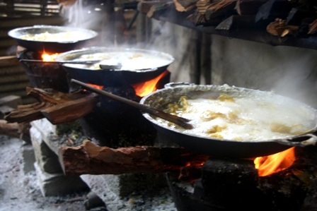 Nỗi buồn làng mứt gừng truyền thống - 1 Nỗi buồn làng mứt gừng truyền thống - 1