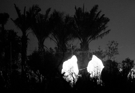 Lạnh lẽo “đào mù” - 10