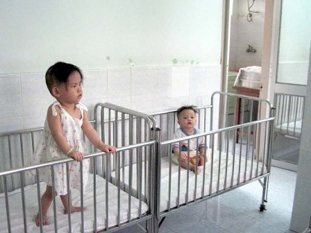 Ngày đầu các bé Tiên Phước 2 về nhà mới - 9 Ngày đầu các bé Tiên Phước 2 về nhà mới - 9