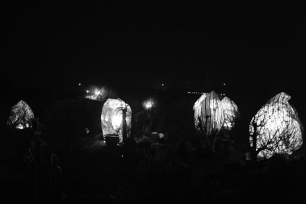 Lạnh lẽo “đào mù” - 4