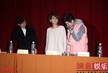 Chùm ảnh: Selina nức nở trong ngày họp báo - 4